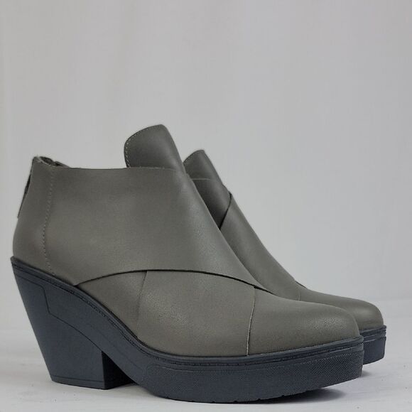 Eileen Fisher Black Cosmos Women's Bootie - Picture 1 of 12
